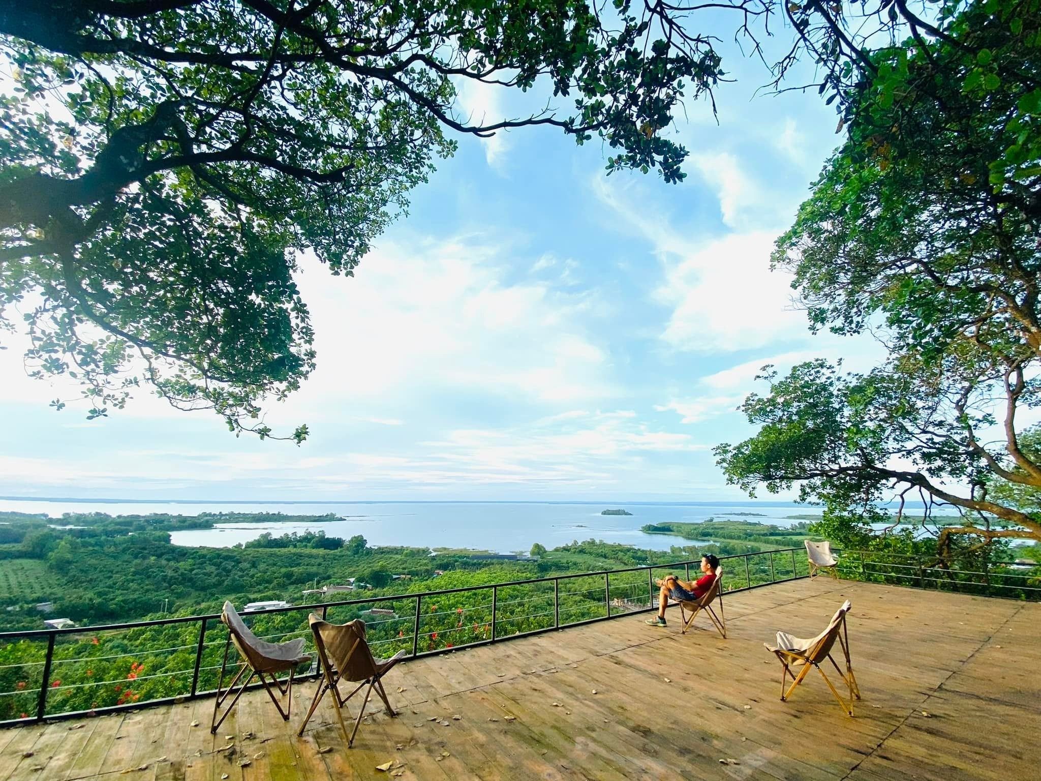 Tropical eglamping Đồng Nai – Địa điểm cắm view hồ Trị An cực chill