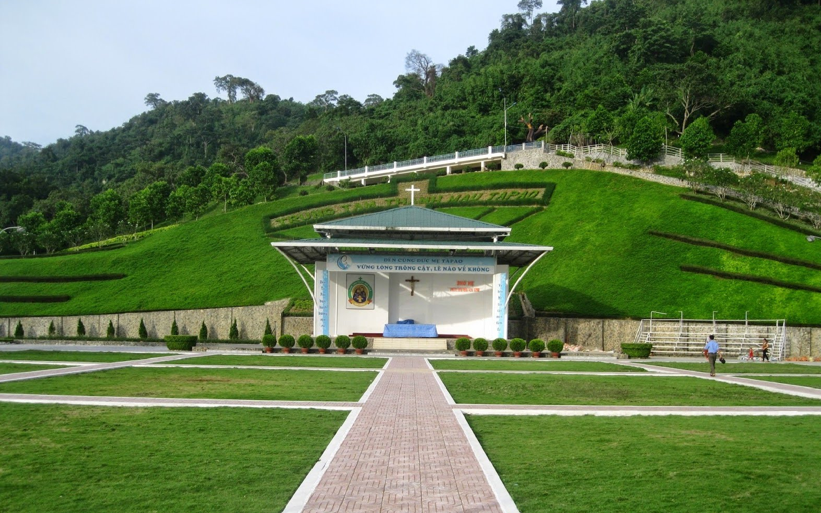 Kinh nghiệm du lịch hành hương đức mẹ TàPao